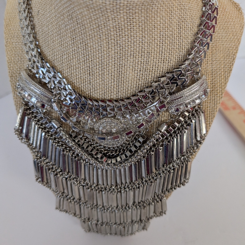 Necklace Silver Metal A Touch of Rhinestone Bib Renaissance Statement - Picture 5 of 5
